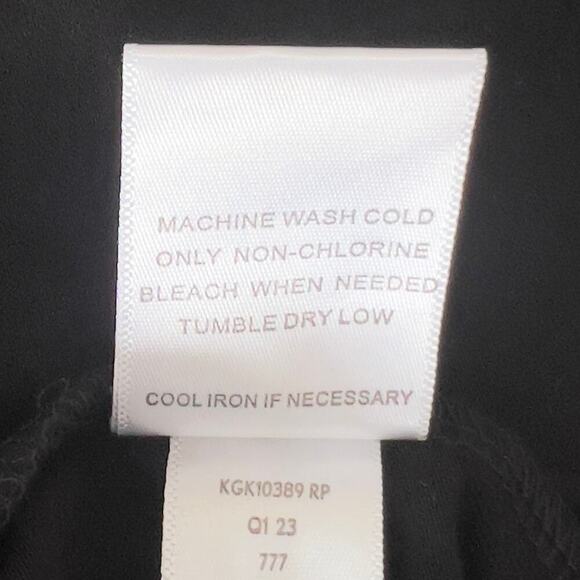 RUNWAY MOTIVATED & DETERMINED THE BOXY MUSCLE TANK TOP IN BLACK NWT KID'S MEDIUM - Picture 7 of 8